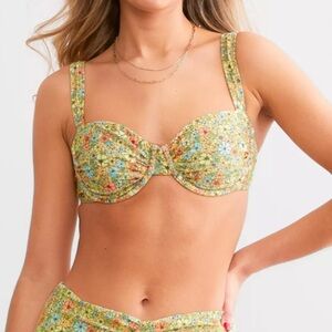 Buckle Rip Curl Sea of Dreams Balconette Underwire Swim Top M